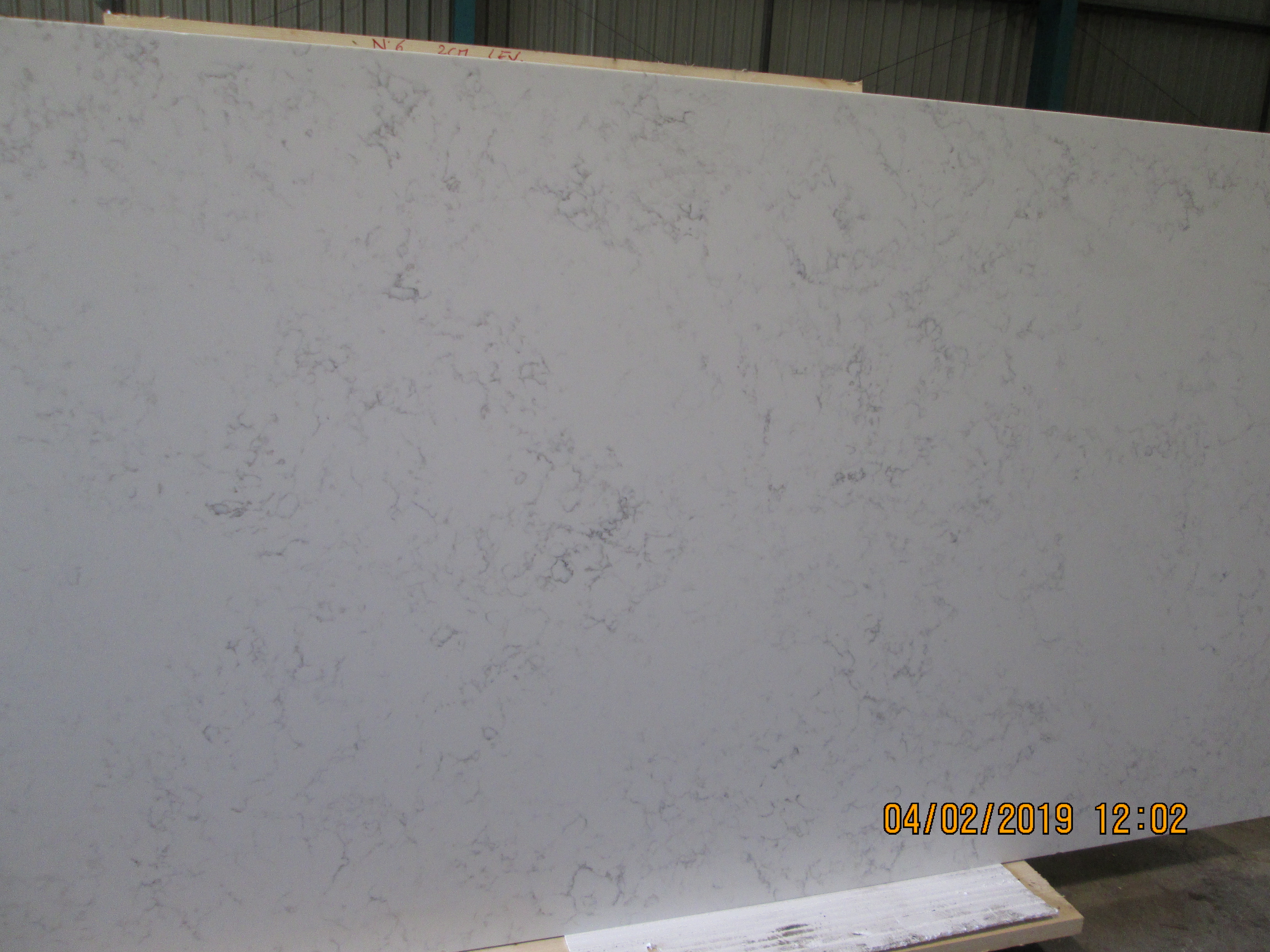 TUSCAN CARRARA (JUMBO) 320X160X30MM