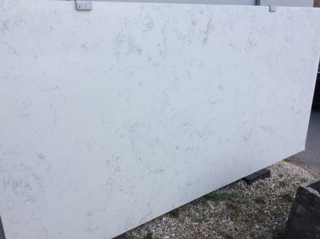 TUSCAN CARRARA (JUMBO) 320X160X20MM